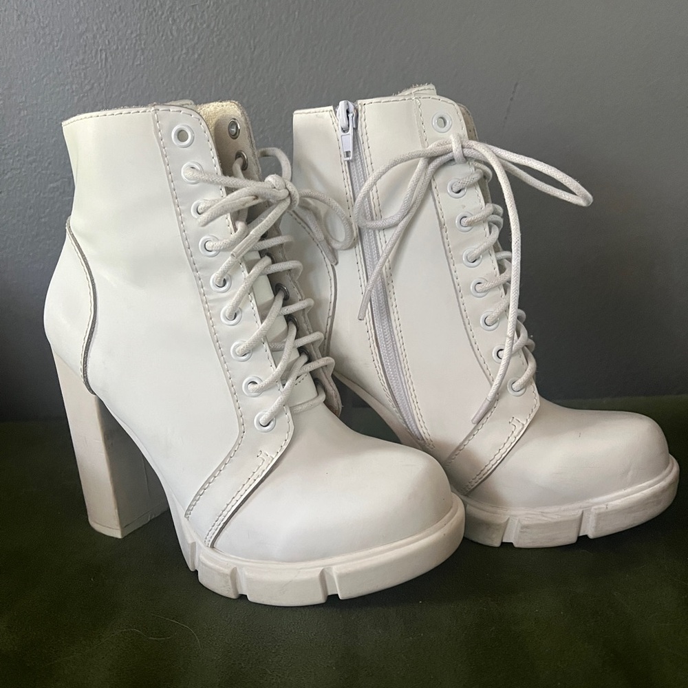 Jeffrey Campbell White Heeled Lace-Up Boots